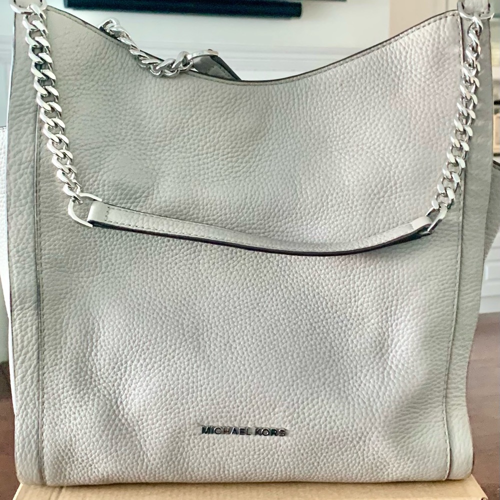 NEW Michael Kors Newbury Medium chain shoulder tote-leather grey NWT
